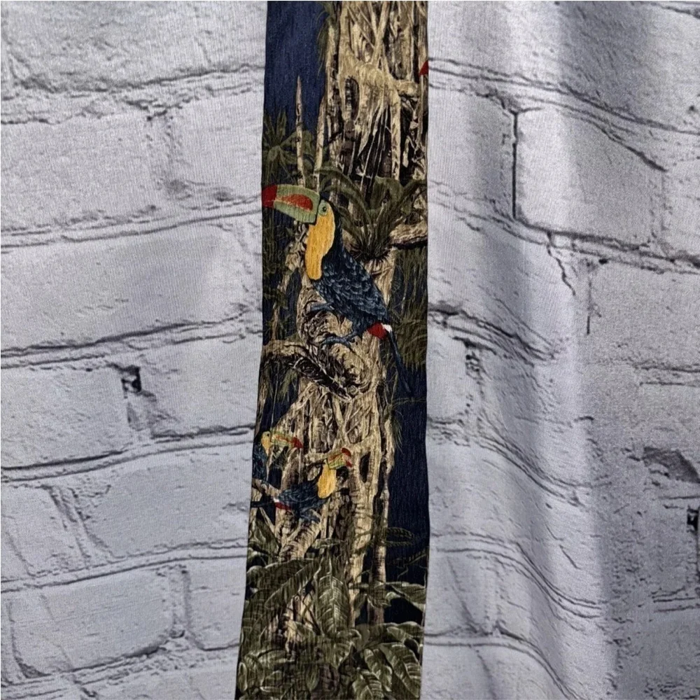 Endangered Species Toucan Los Colores De Chiapas Rod Frederick Novelty Tie